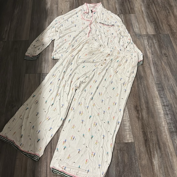 ANTHROPOLOGIE Briar Piped Pajama Set Ice Skaters Art Emily Isabella XL - Picture 4 of 7